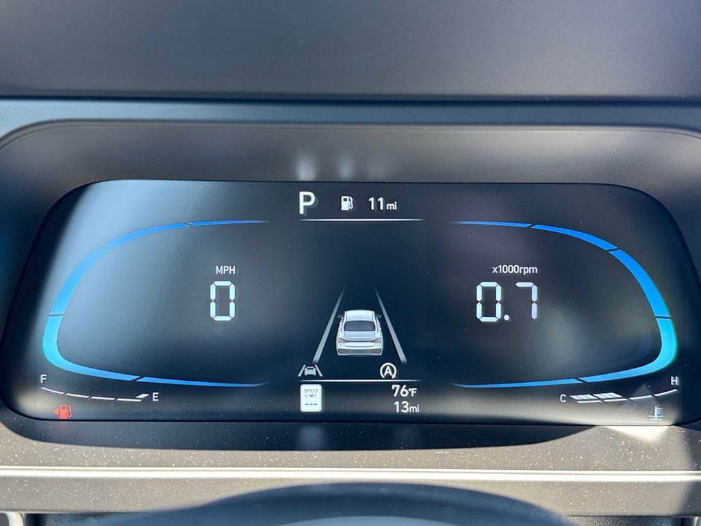 New 2026 Hyundai Elantra SE FWD image 16