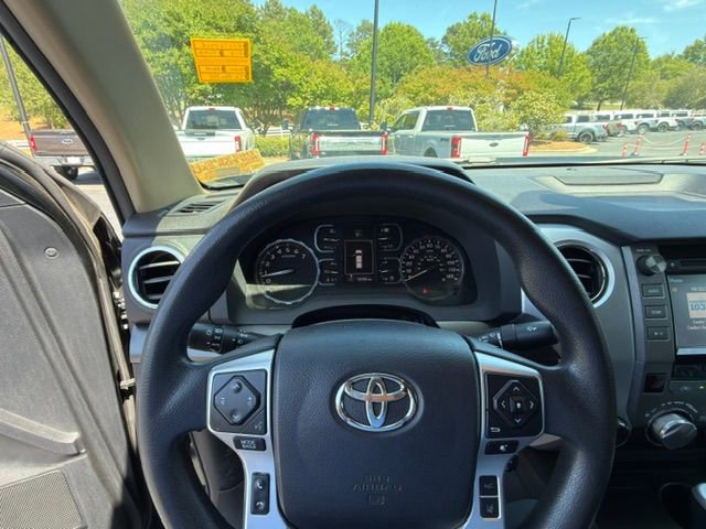 Used 2018 Toyota Tundra SR5 w/ SR5 Upgrade Package AWD/4WD image 4