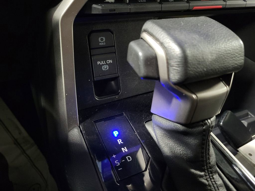 Used 2023 Toyota Tundra Limited image 16