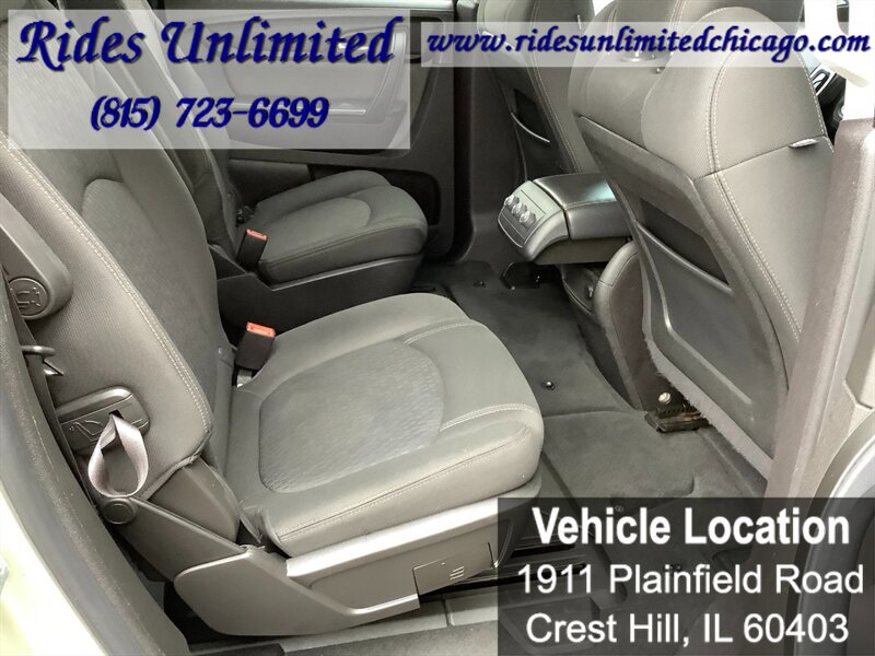 Used 2013 GMC Acadia SLE image 21
