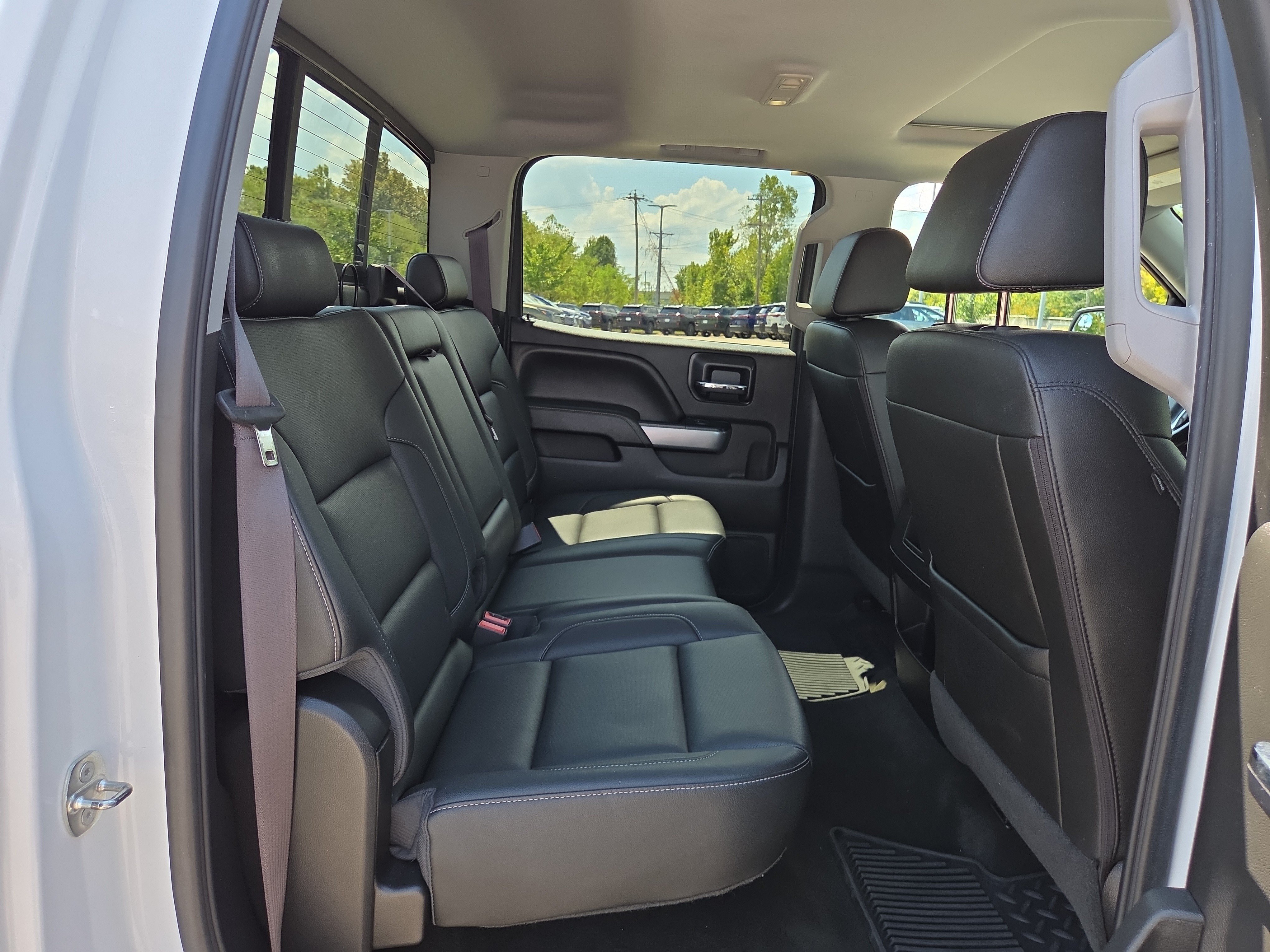 Used 2017 Chevrolet Silverado 1500 LTZ Z71 w/ LTZ Plus Package AWD/4WD image 14
