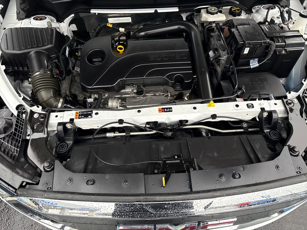 Used 2024 GMC Terrain SLE image 23