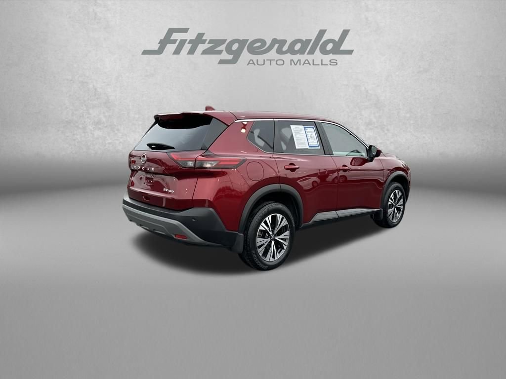 Used 2023 Nissan Rogue SV image 7