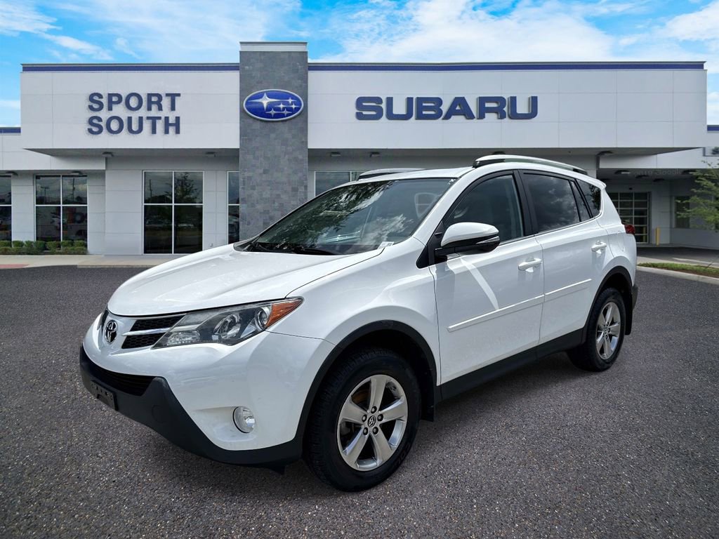 Used 2015 Toyota RAV4 XLE AWD/4WD image 8