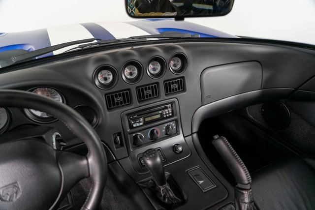 Used 1996 Dodge Viper GTS image 20
