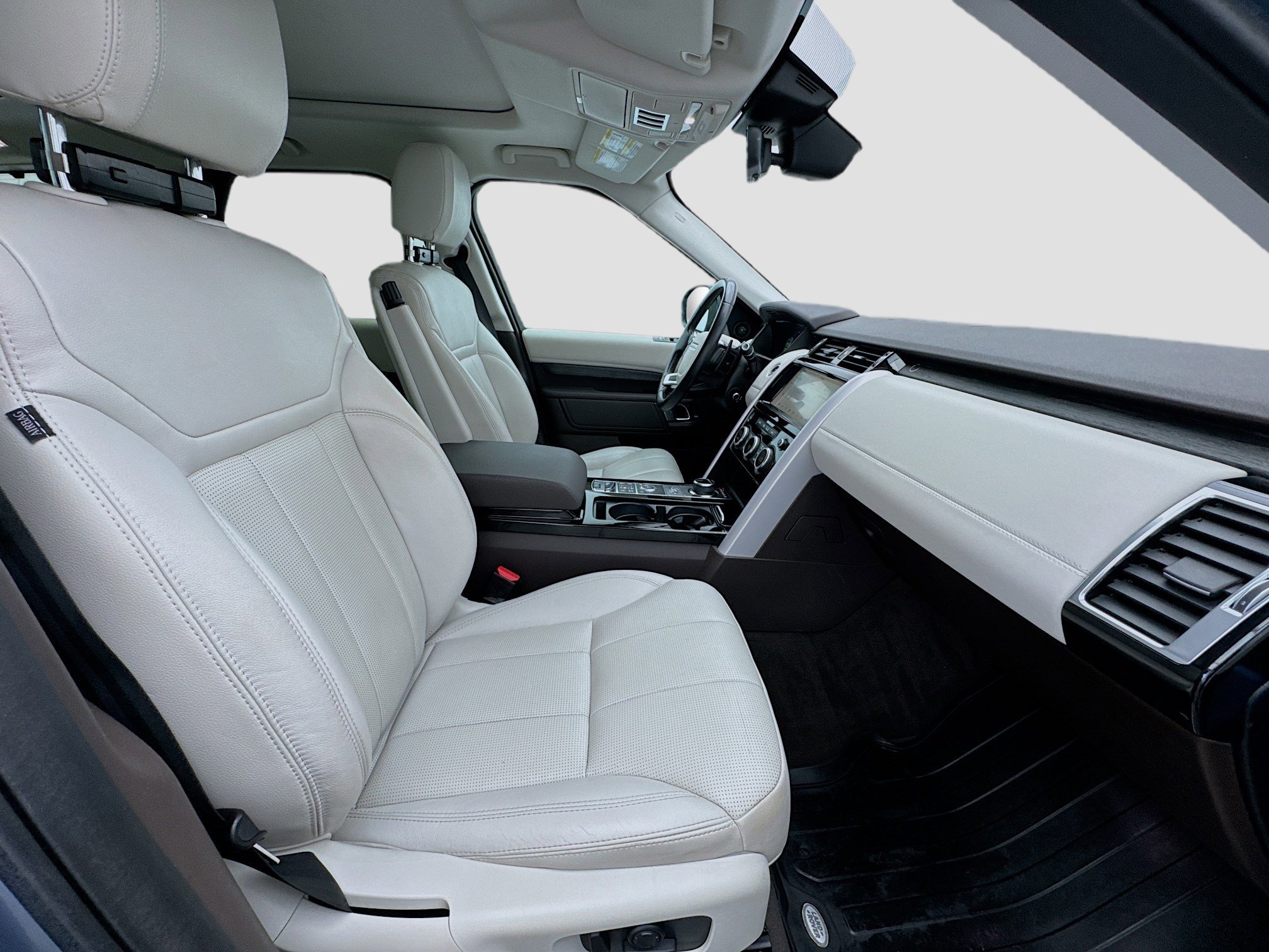 Used 2018 Land Rover Discovery HSE image 20