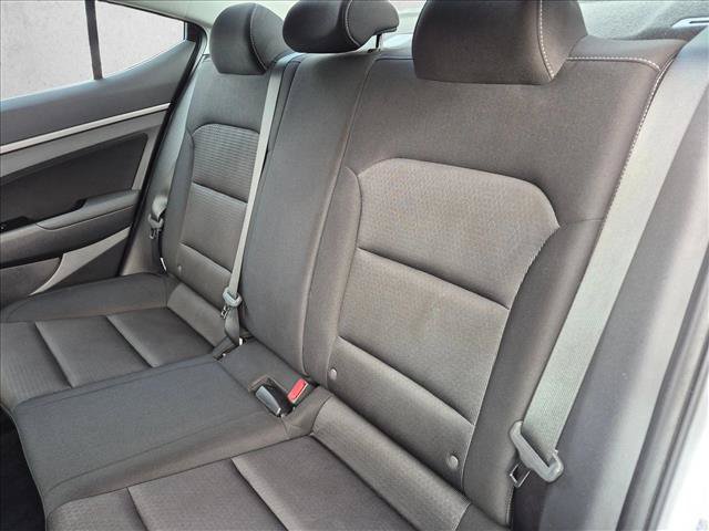 Used 2018 Hyundai Elantra SEL FWD image 19