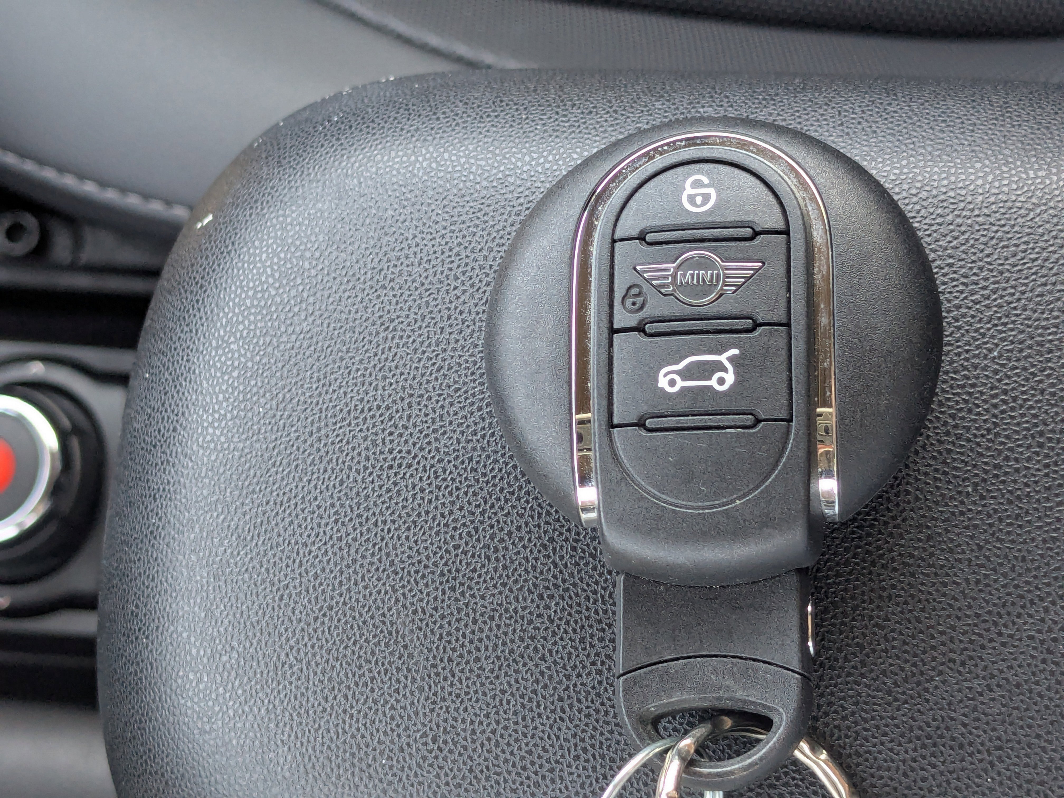 Used 2019 MINI Cooper Convertible image 38