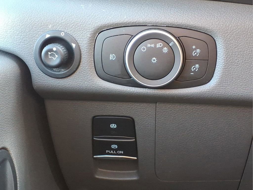 Used 2023 Ford Transit 350 XLT image 21