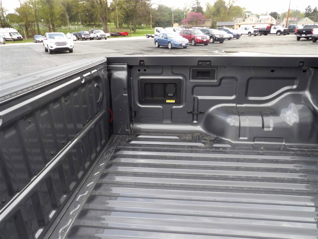 New 2025 Ford Ranger XLT w/ Equipment Group 301A High image 18