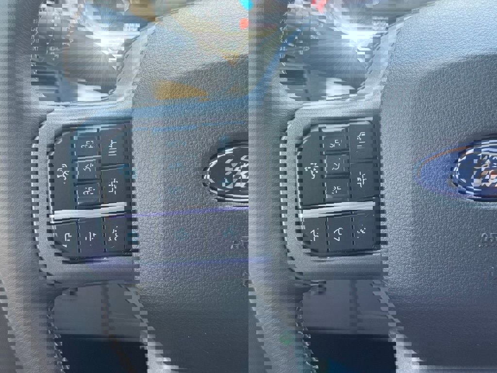 New 2025 Ford F150 Lariat w/ Equipment Group 501A Mid image 19