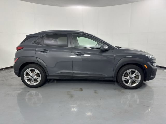 Used 2023 Hyundai Kona SEL AWD/4WD image 35