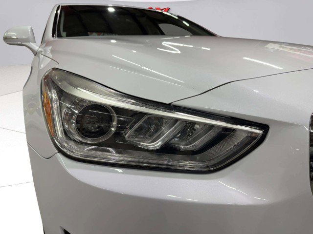 Used 2019 Genesis G90 5.0 Ultimate image 14