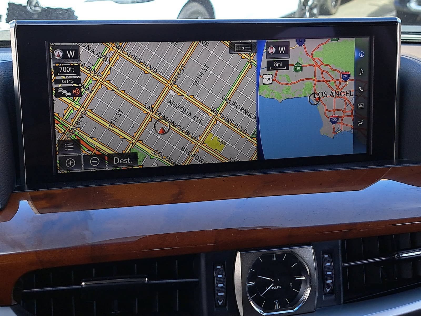 Used 2019 Lexus LX 570 4WD w/ Luxury Package image 24