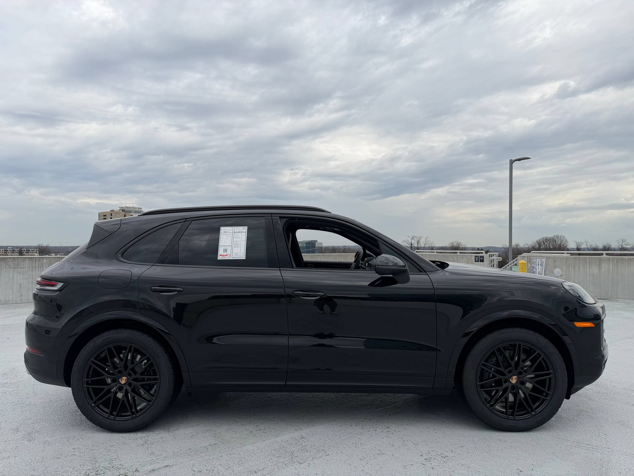 Certified 2026 Porsche Cayenne AWD/4WD image 8