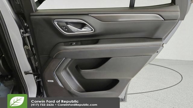 Used 2024 GMC Yukon AT4 w/ AT4 Premium Plus Package AWD/4WD image 29