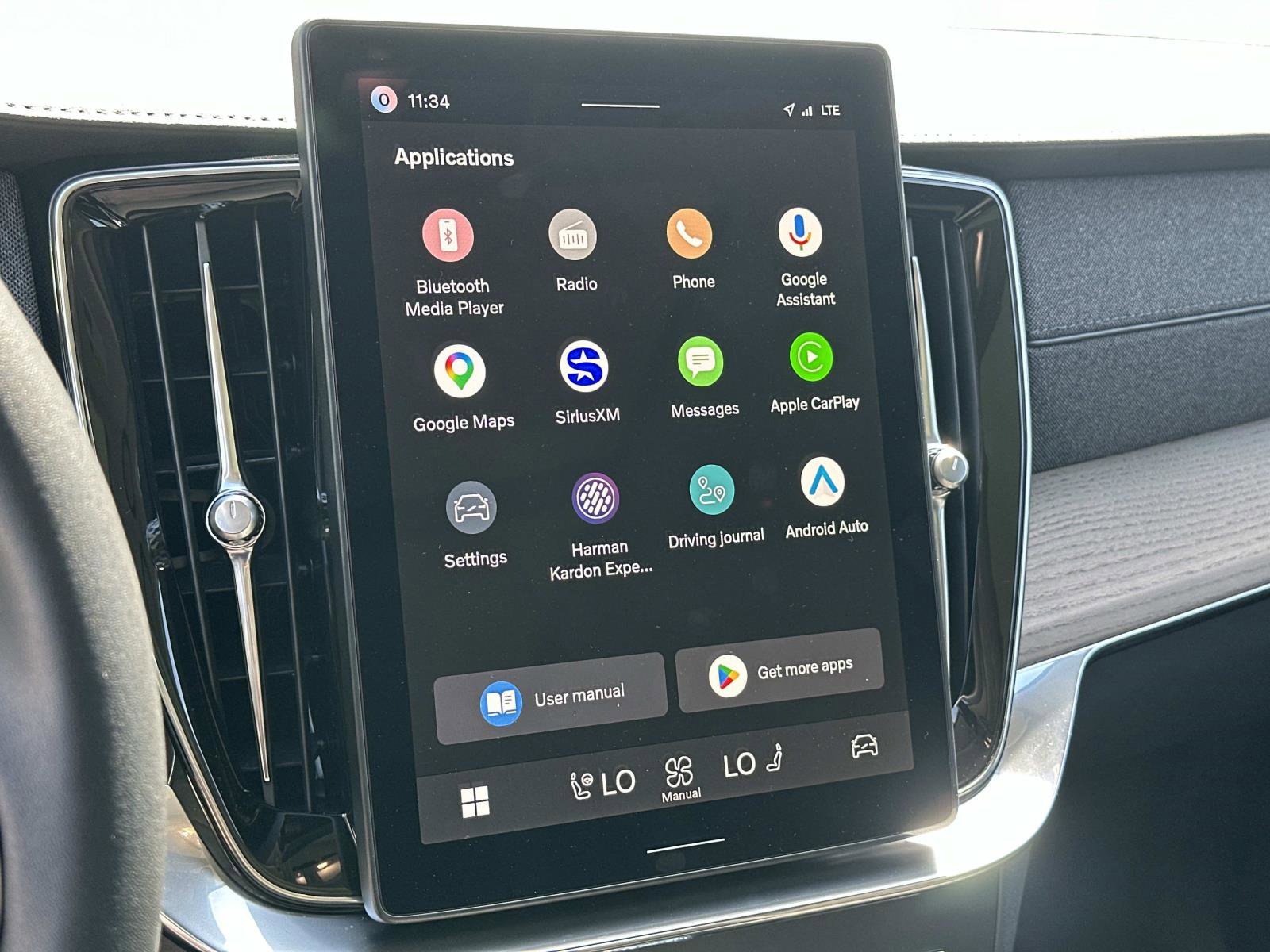 Certified 2026 Volvo XC90 B5 Plus image 11