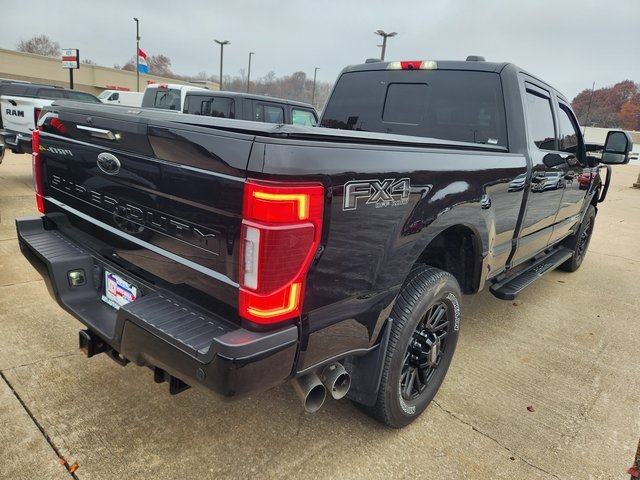 Used 2022 Ford F350 Lariat w/ Black Appearance Package image 3