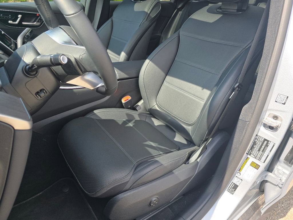 Certified 2026 Mercedes-Benz GLC 300 4MATIC image 26