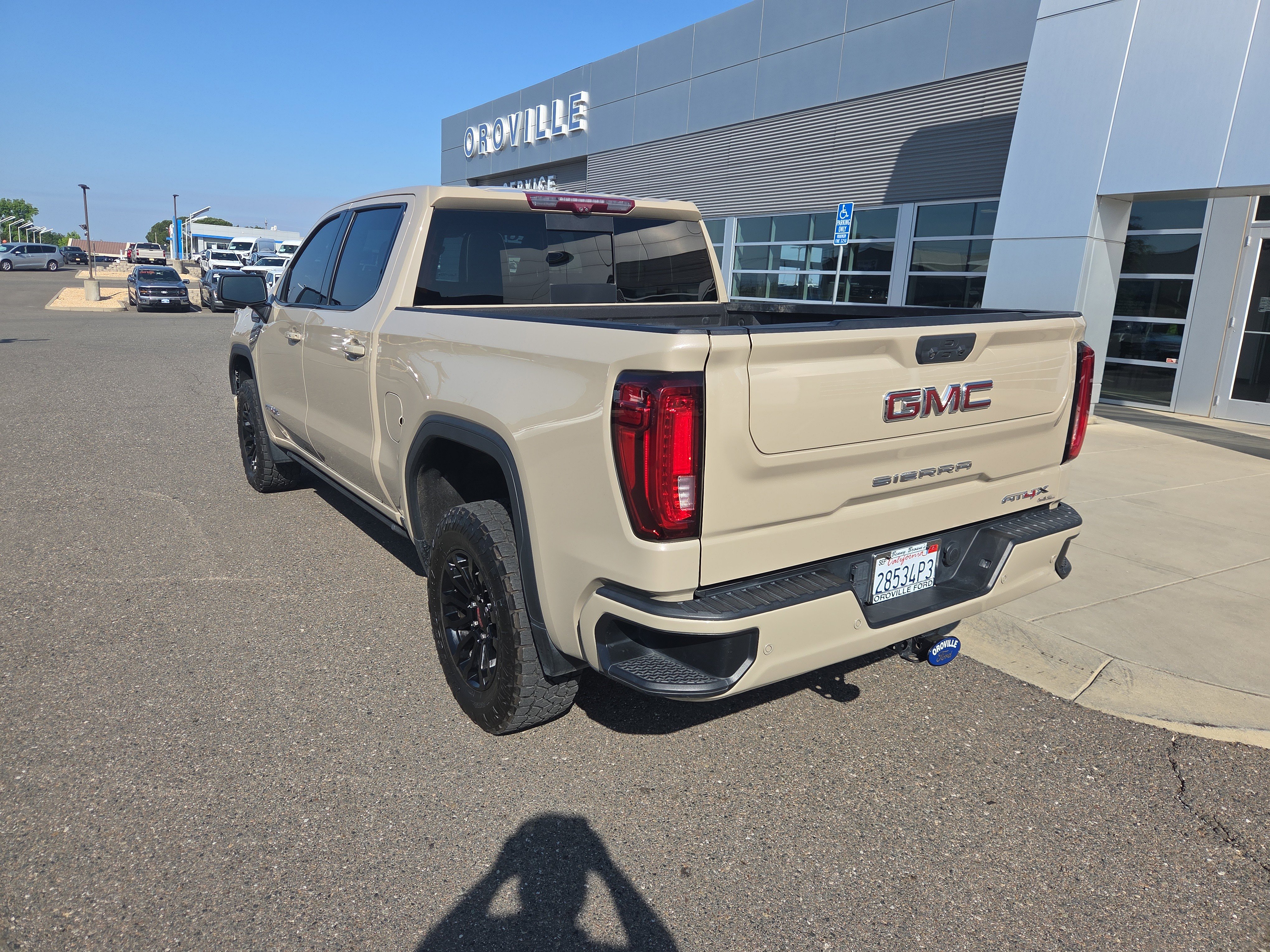 Used 2022 GMC Sierra 1500 AT4X AWD/4WD image 3