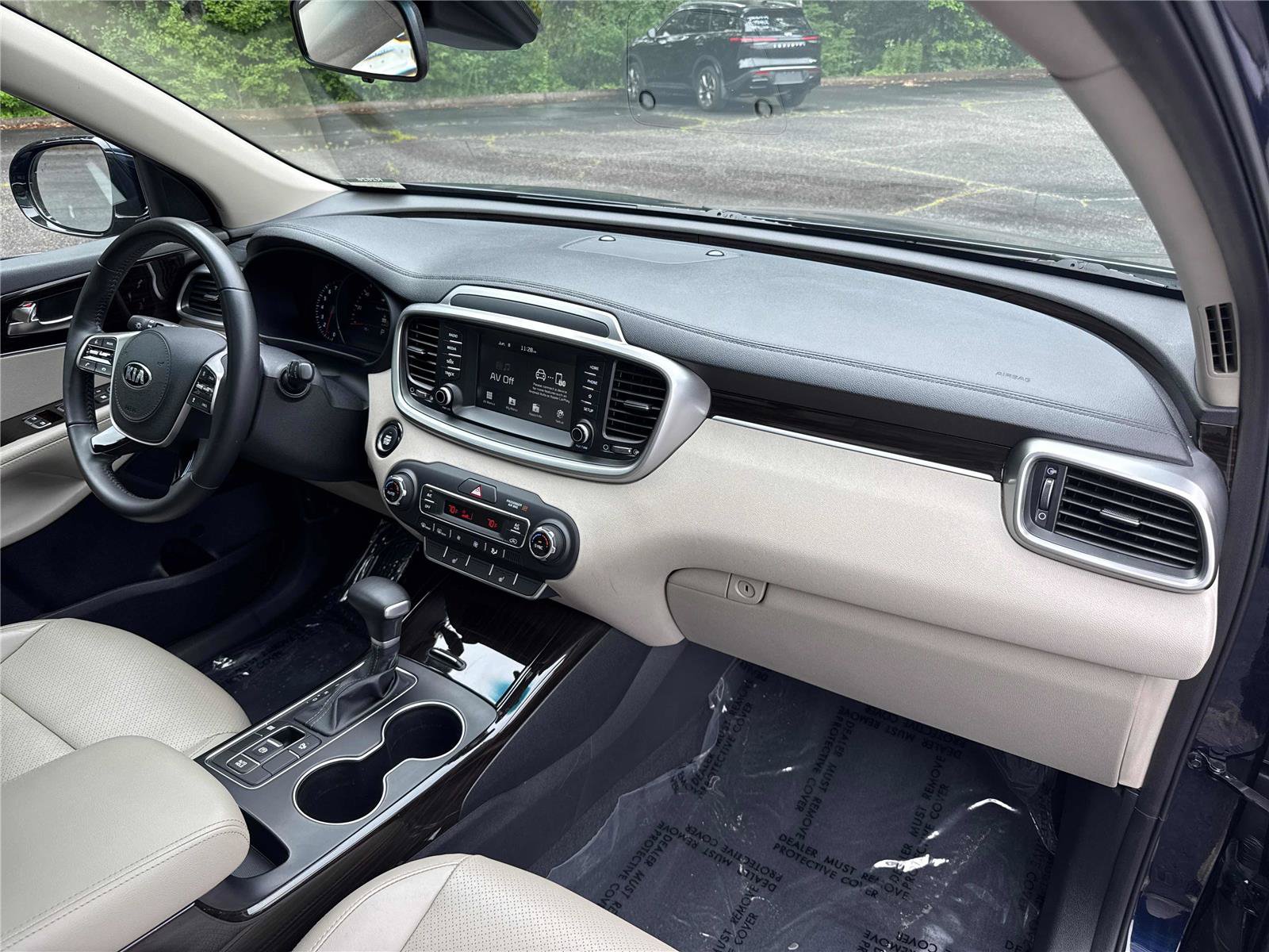 Used 2020 Kia Sorento EX FWD image 28