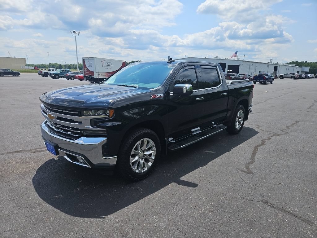 Used 2020 Chevrolet Silverado 1500 LTZ w/ LTZ Convenience Package AWD/4WD image 3