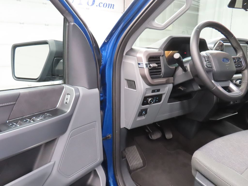Used 2025 Ford F150 XLT w/ Equipment Group 301A Standard AWD/4WD image 49