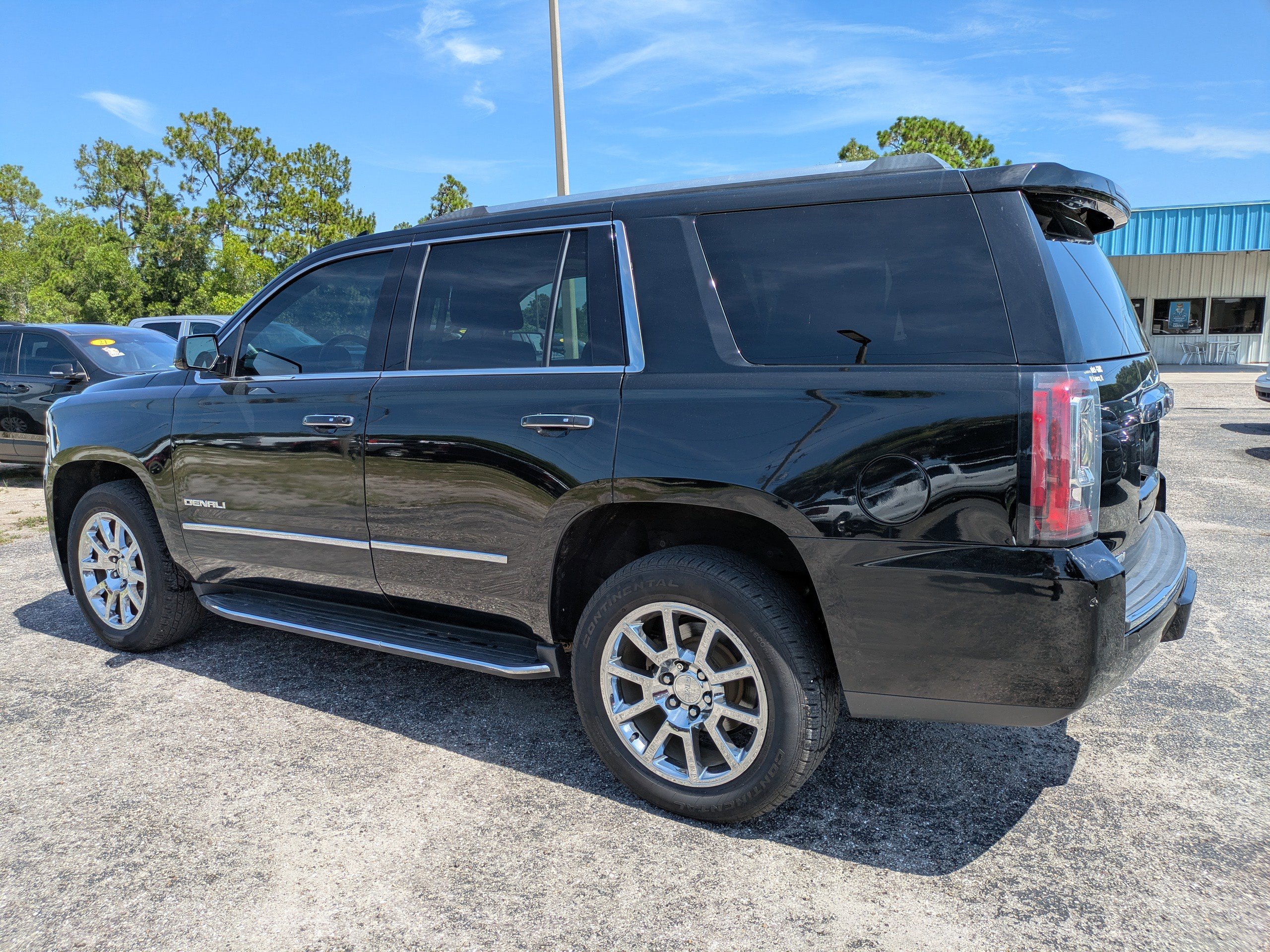 Used 2019 GMC Yukon Denali w/ Open Road Package image 6
