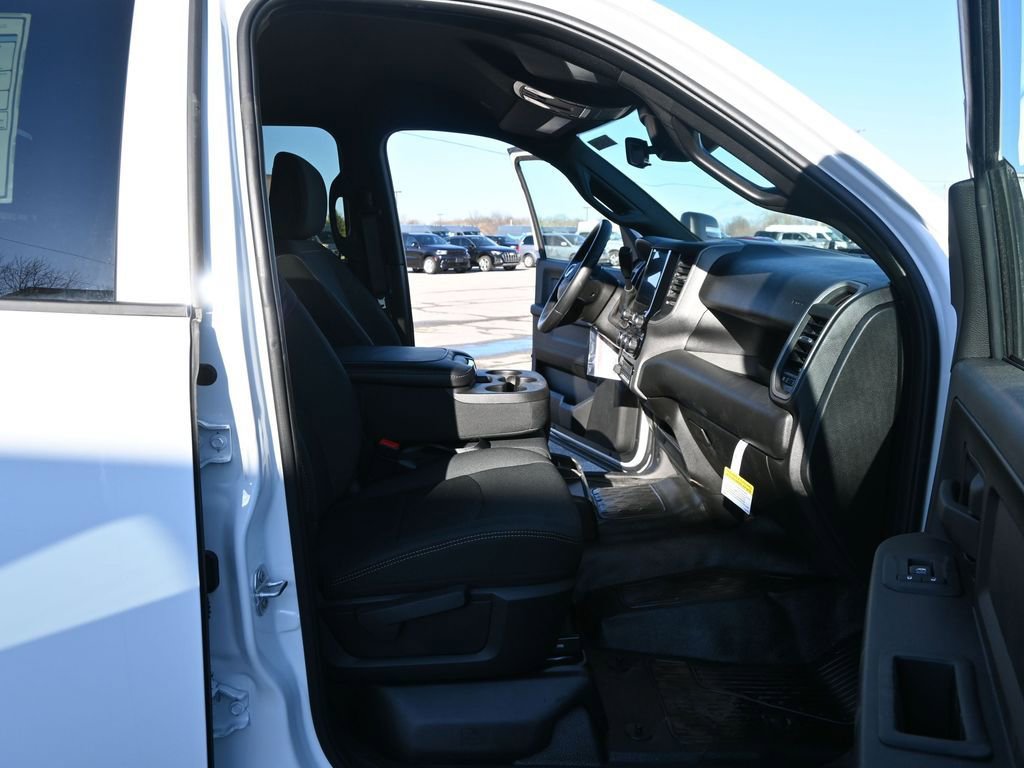 New 2026 RAM 5500 Tradesman AWD/4WD image 29