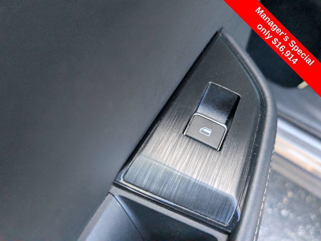 Used 2021 Nissan Rogue SL w/ Premium Package AWD/4WD image 11