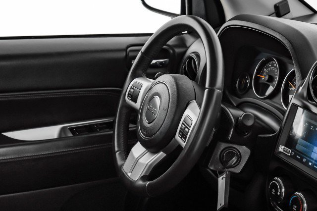 Used 2017 Jeep Compass High Altitude image 10