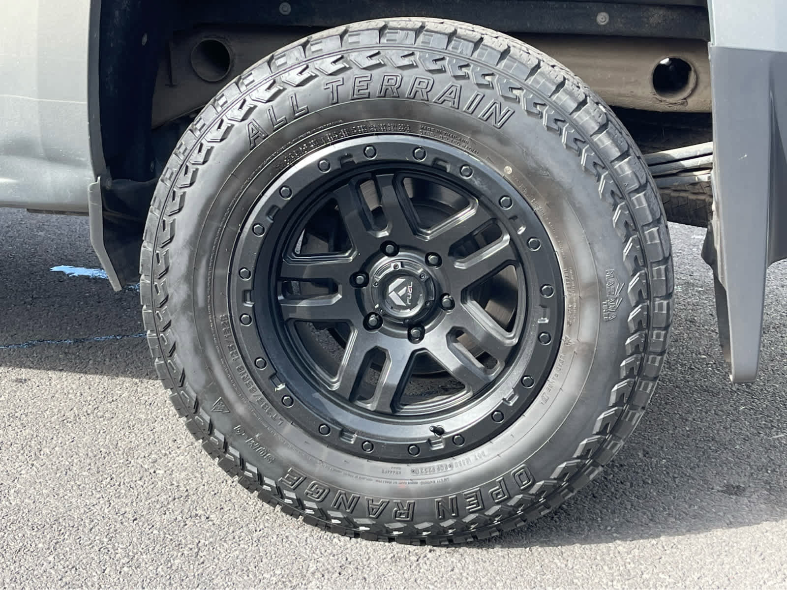 Used 2017 Chevrolet Silverado 1500 LTZ Z71 w/ LTZ Plus Package image 12