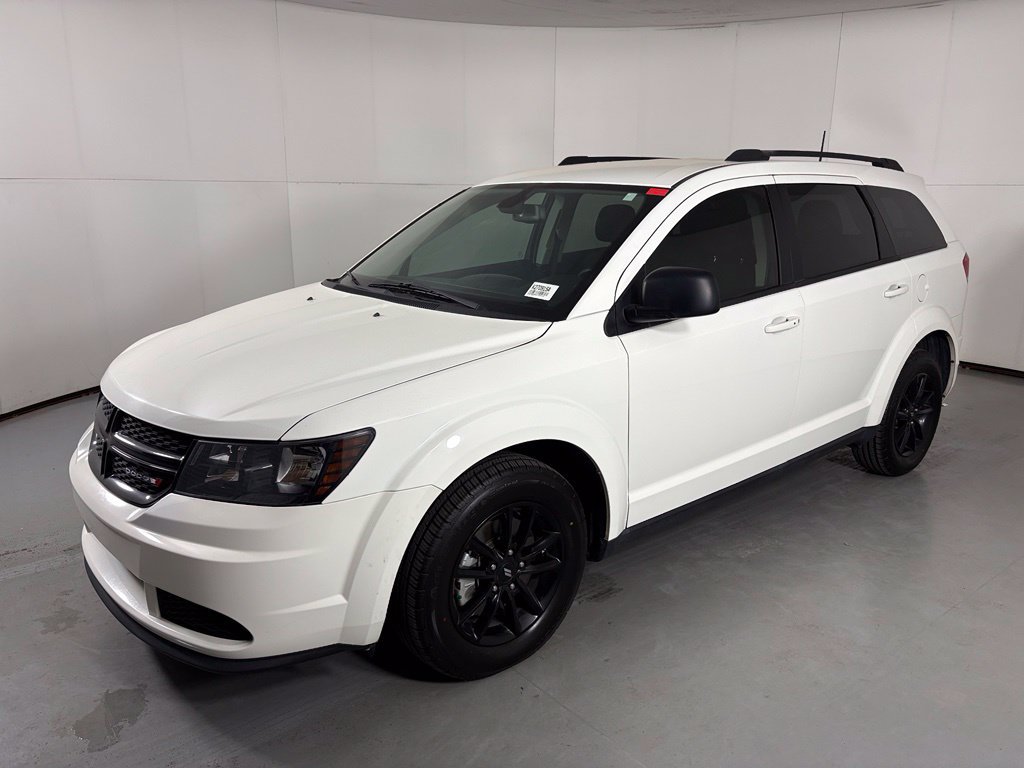 Used 2020 Dodge Journey SE w/ SE Popular Equipment Group FWD image 4
