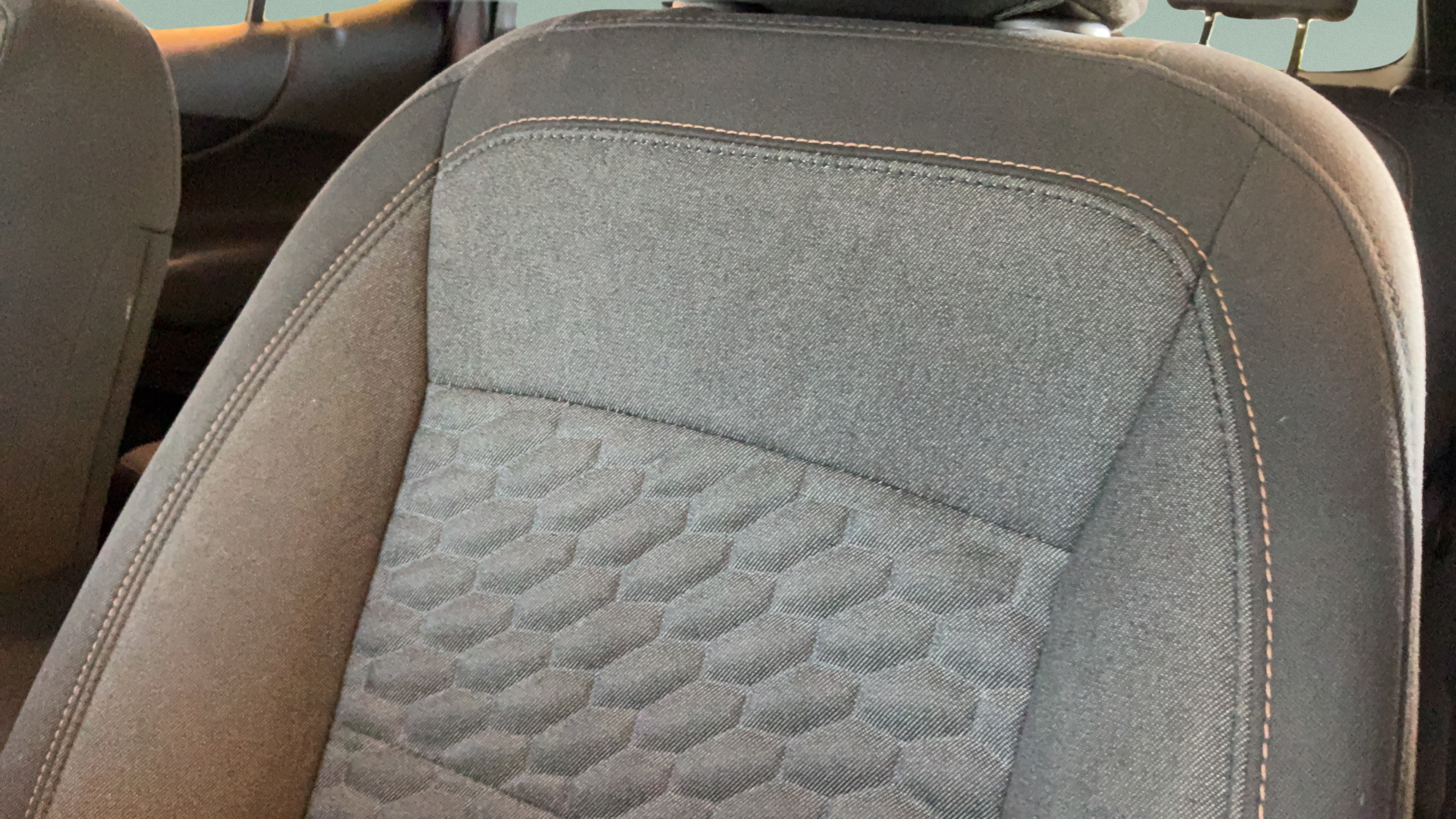 Used 2019 Chevrolet Equinox LT FWD image 24