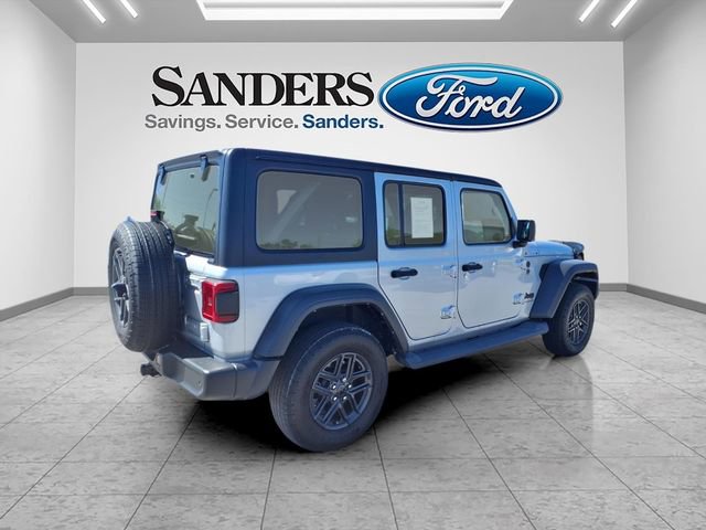 Used 2024 Jeep Wrangler Sport S image 2