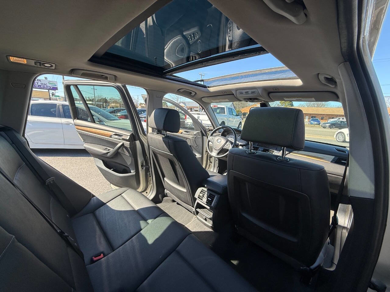 Used 2011 BMW X3 xDrive28i image 33