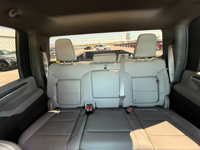 Used 2024 Chevrolet Silverado 3500 LTZ w/ LTZ Convenience Package image 12