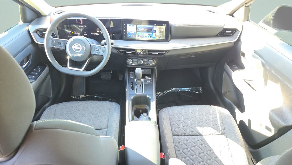 Used 2025 Nissan Kicks SV image 22