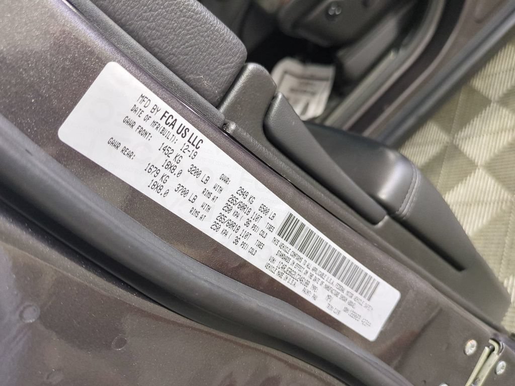 Used 2020 Jeep Grand Cherokee Limited RWD image 40