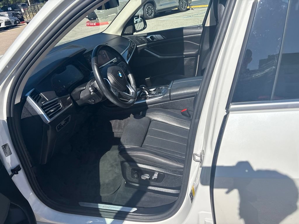 Used 2019 BMW X7 xDrive50i w/ Luxury Seating Package AWD/4WD image 17