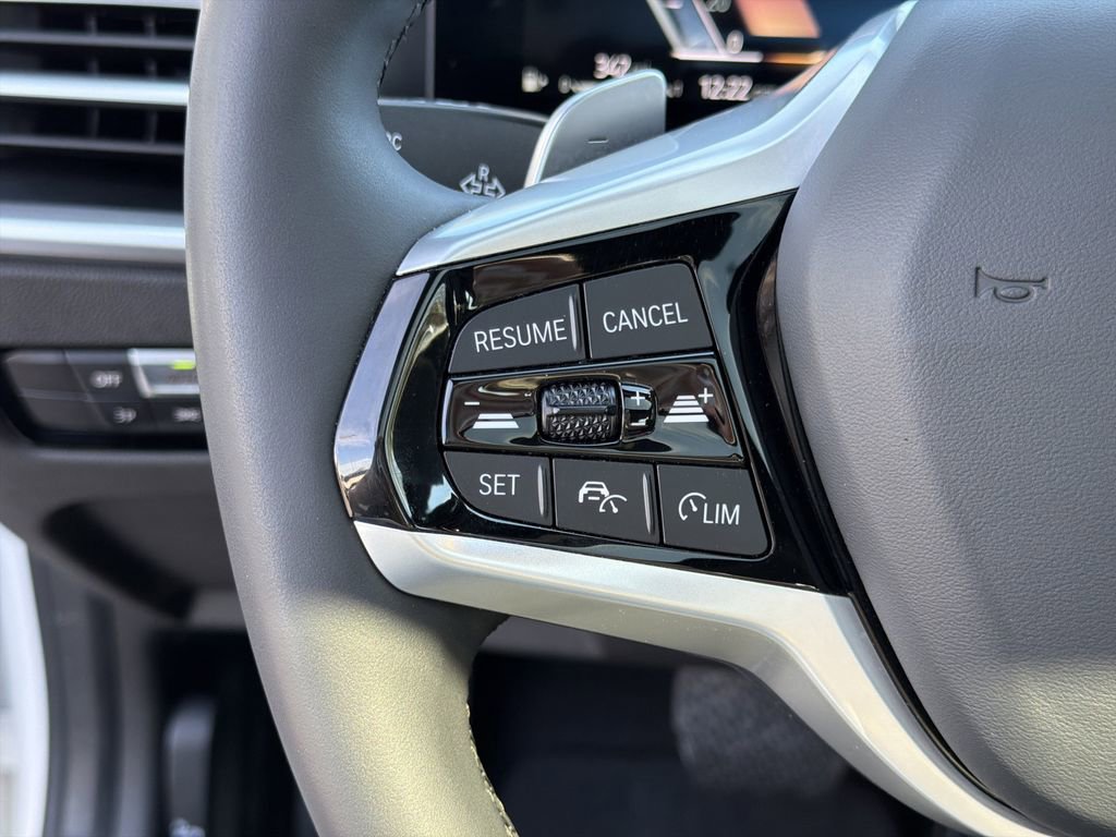 Used 2025 BMW 330i Sedan image 25