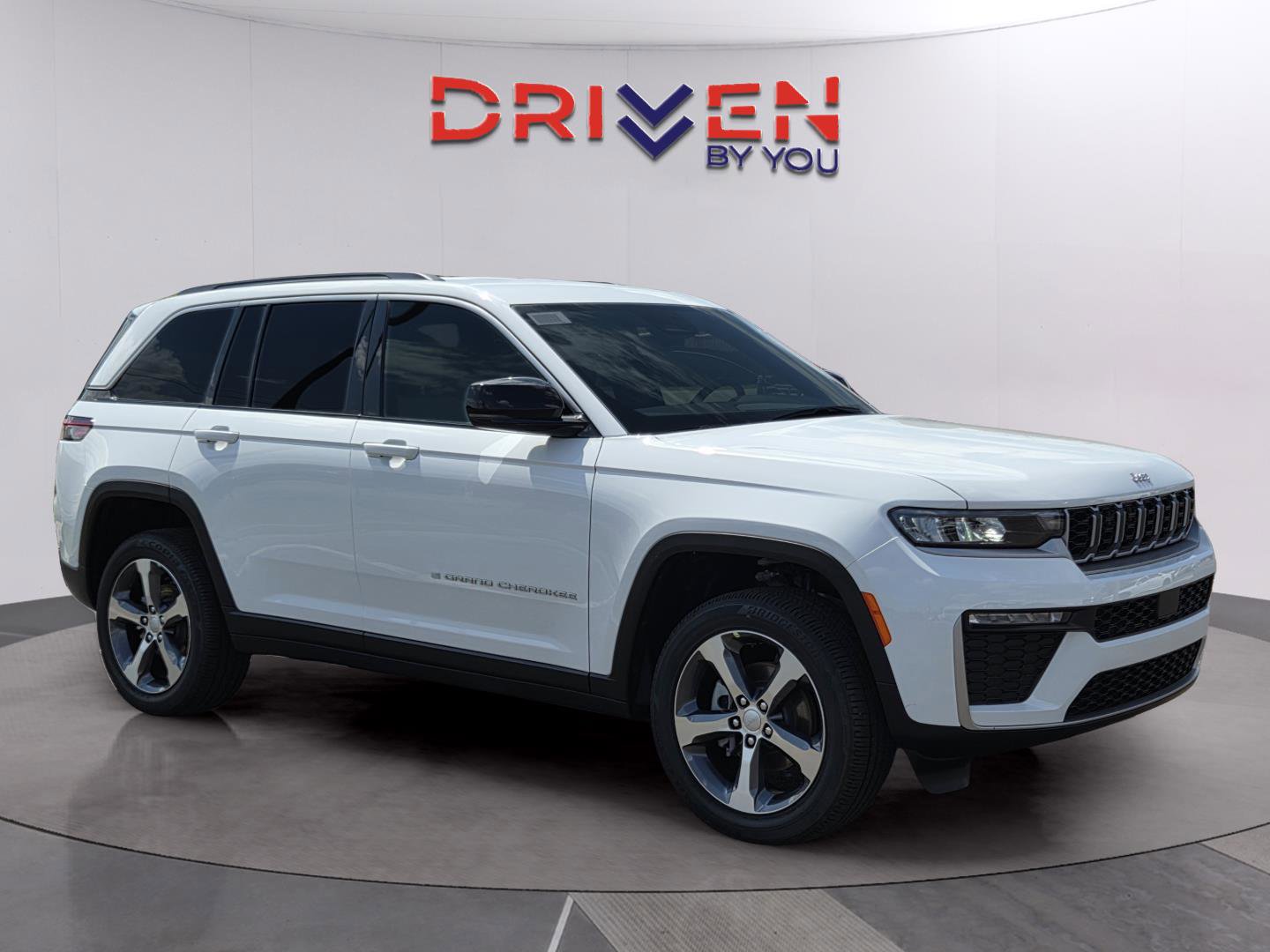 New 2026 Jeep Grand Cherokee Limited image 7