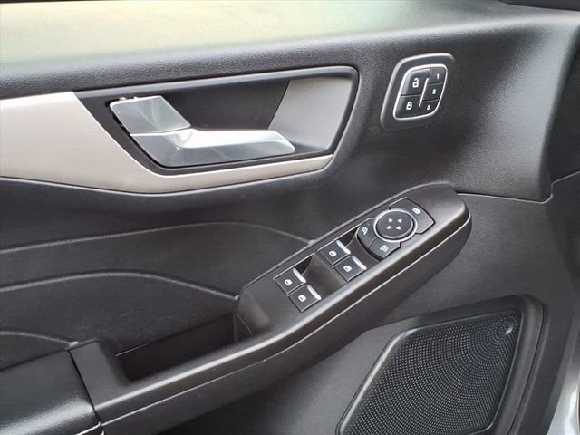 Used 2021 Ford Escape SEL w/ Technology Package image 8