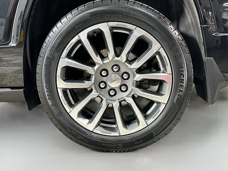 Used 2023 GMC Acadia Denali w/ Denali Ultimate Package AWD/4WD image 32