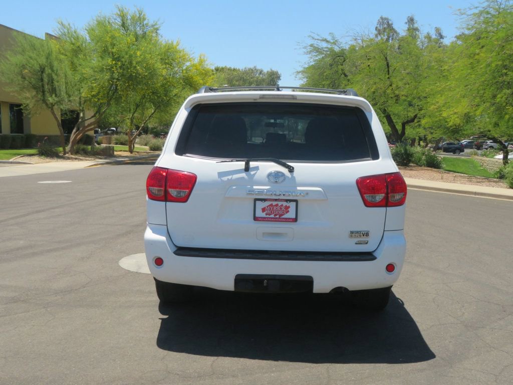 Used 2016 Toyota Sequoia SR5 AWD/4WD image 12