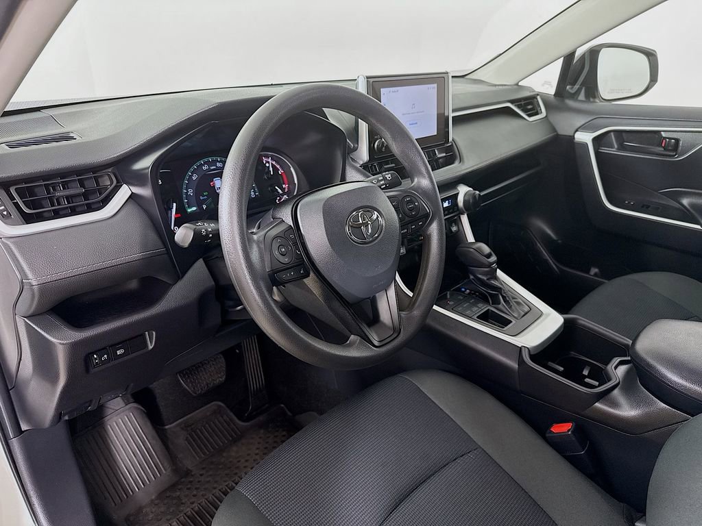 Certified 2024 Toyota RAV4 LE AWD/4WD image 10