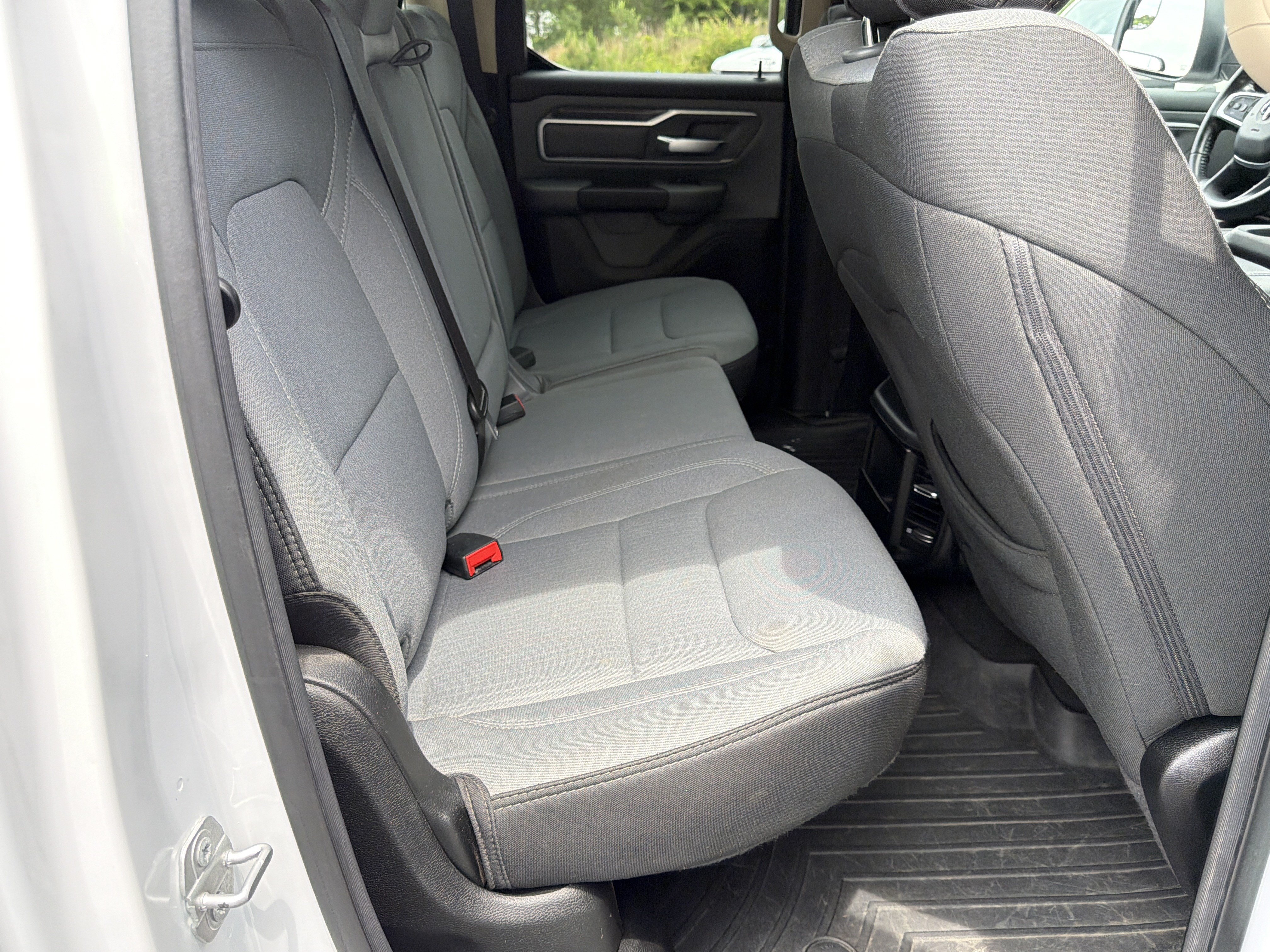 Used 2020 RAM 1500 Big Horn AWD/4WD image 15