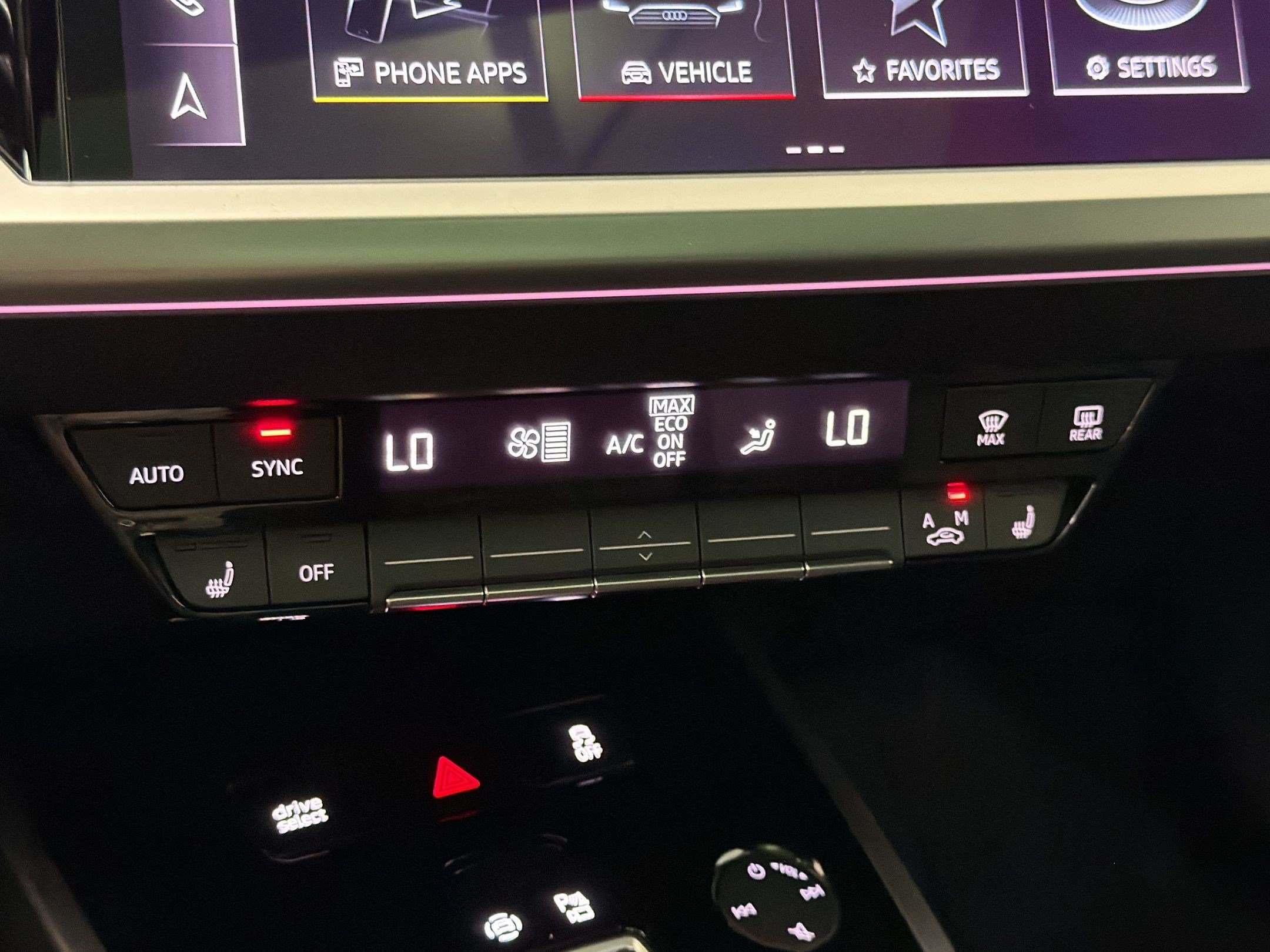 Used 2023 Audi Q4 e-tron Premium Plus w/ Premium Plus RWD image 18