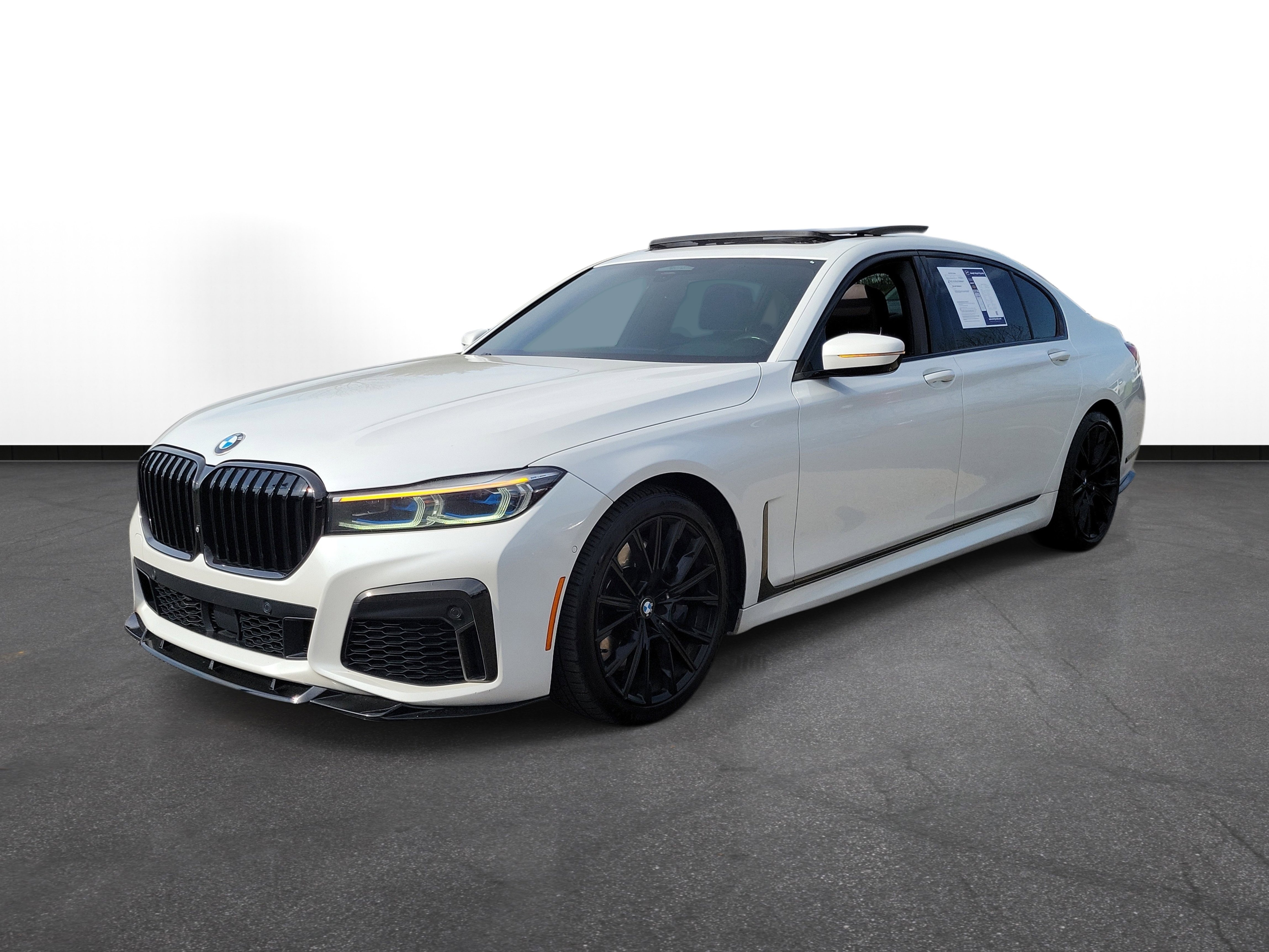 Used 2020 BMW 750i xDrive w/ Executive Package image 2