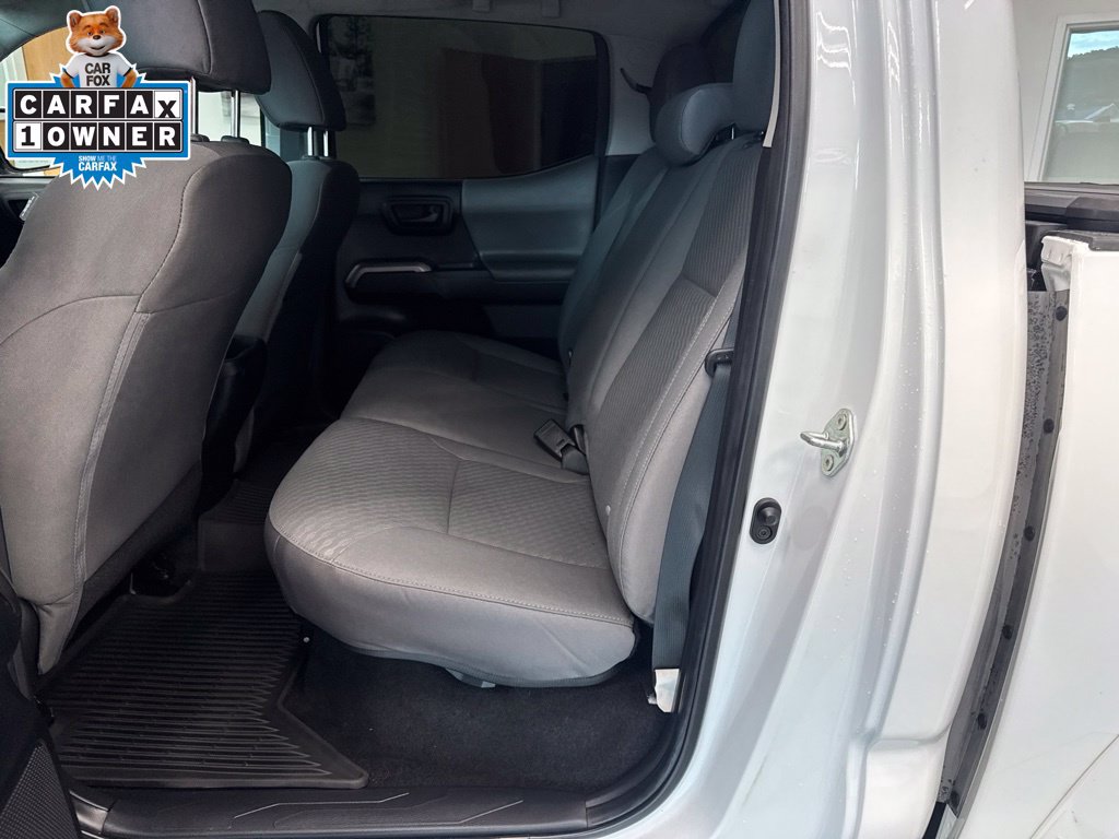 Used 2022 Toyota Tacoma SR5 AWD/4WD image 12
